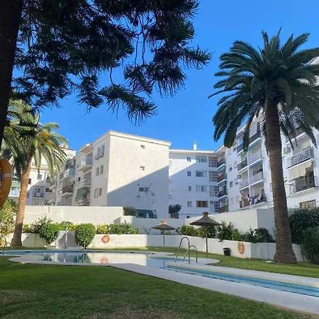A Un Paso De Peatonal Del Balcon De Europa! Nerja