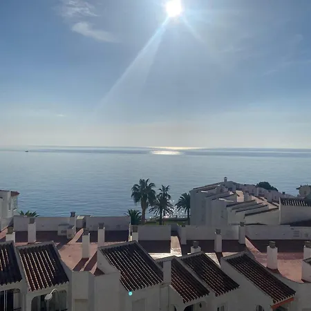 ¡a Un Paso De Peatonal Del Balcon De Europa! * Nerja