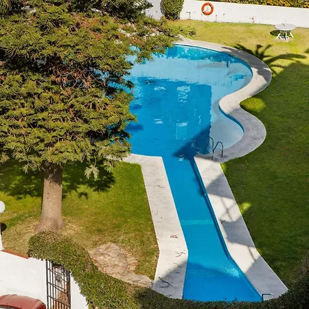 A Un Paso De Peatonal Del Balcon De Europa! Nerja