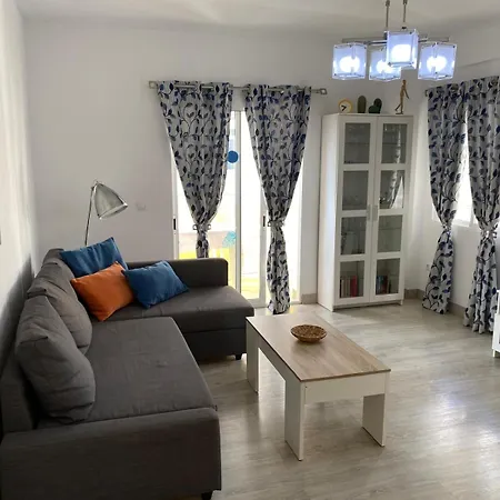 ¡a Un Paso De Peatonal Del Balcon De Europa! Appartement *